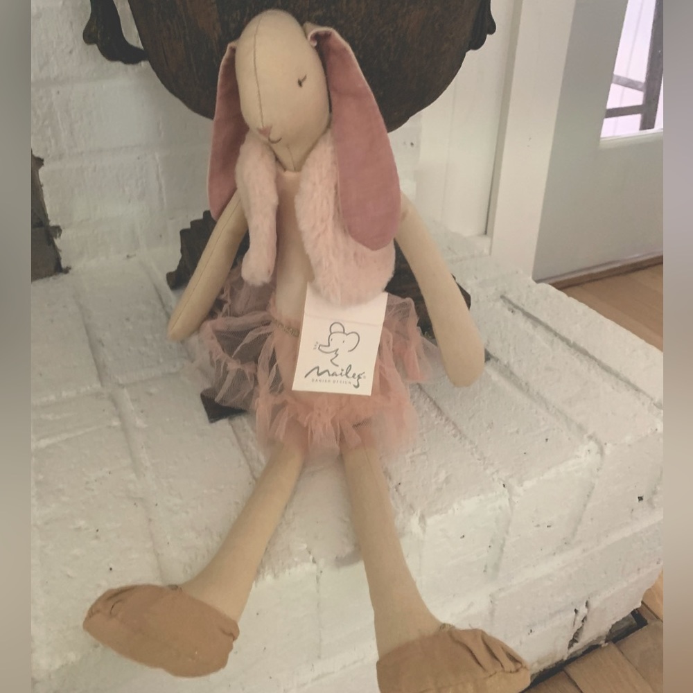 NWT: Maileg Ballerina Bunny Size 3